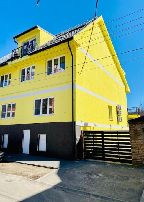 Lemon Premium Apartment Szeged Exterior foto